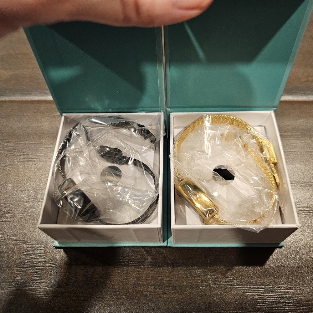 NIB- Long Distance Touch Bracelets For Couples, Friends, Family. 1 Black, 1 Gold